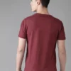 14f773fe-cf88-4a49-8b3f-fd0da9d2065e1575021633826-Roadster-Men-Maroon-Solid-Round-Neck-T-shirt-427157502163180-4_1717dbec-a200-4308-b113-d91e41f89196webp