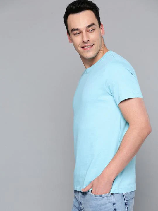 c9822eb4-fc54-4a0b-838a-bb4a89817ece1581326112653-Mast-Harbour-Men-Blue-Solid-Round-Neck-T-shirt-797158132611-3_4f61ba1c-9f8d-493a-8b70-ef6b1103d9b3_720xwebp